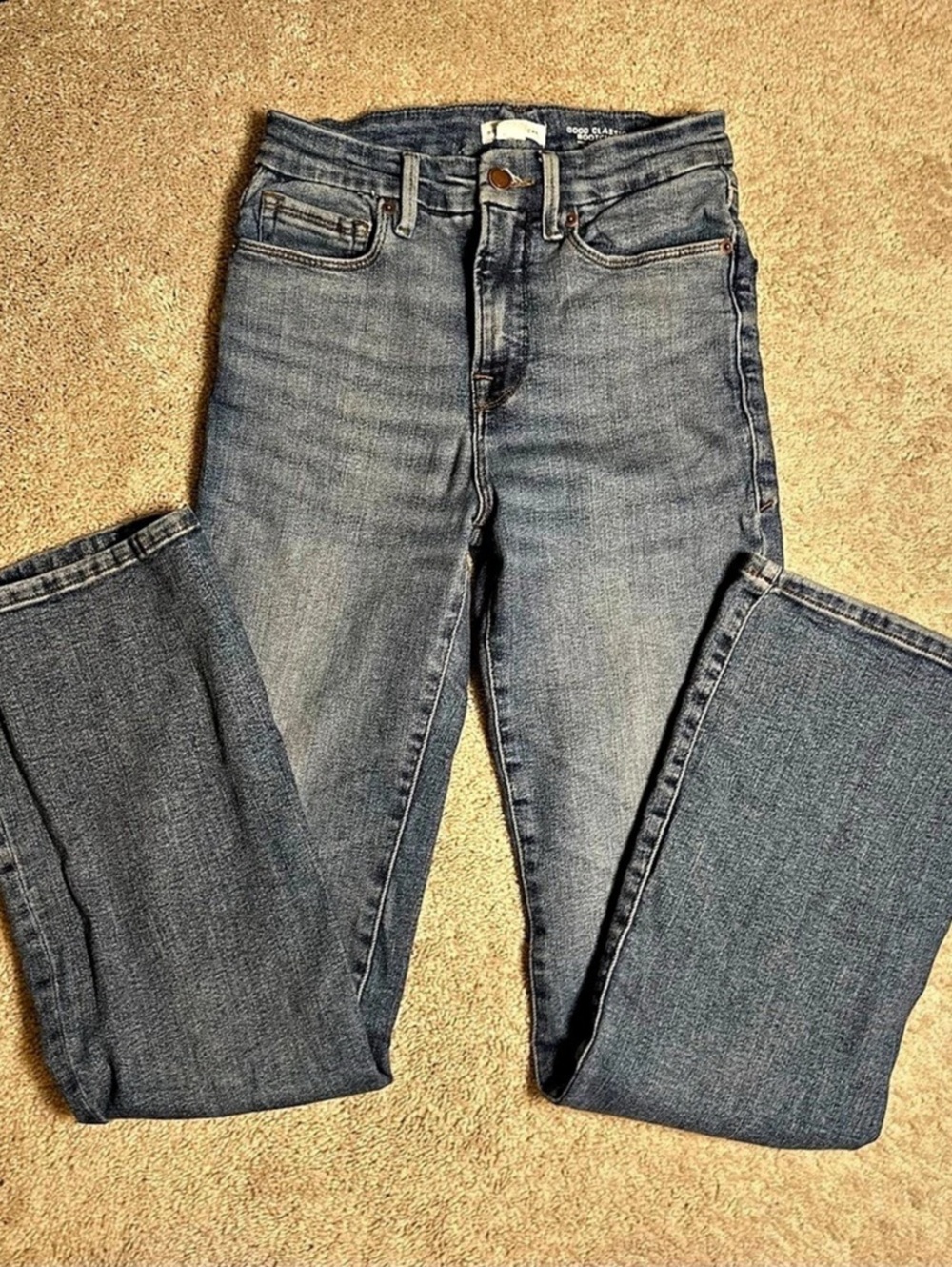 Good American Good Classic Bootcut Jeans in Blue Waist 27